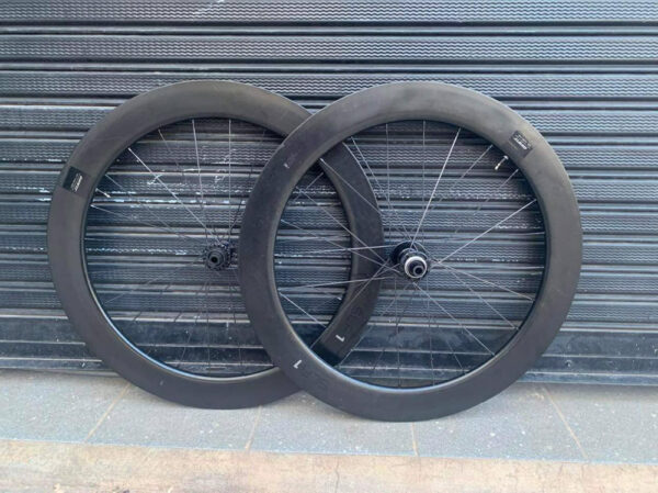 giant slr1 wheels with hdr free hub 6565-1