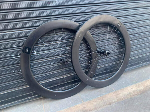giant slr1 wheels with hdr free hub 6565-2