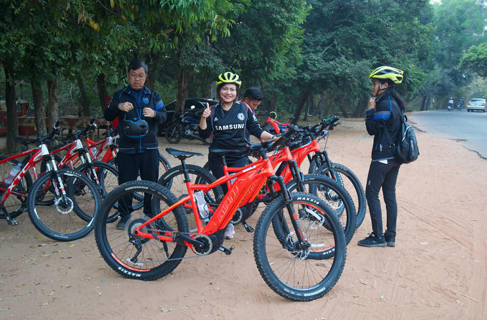 Siem Reap Bike Tours to Discover Temple